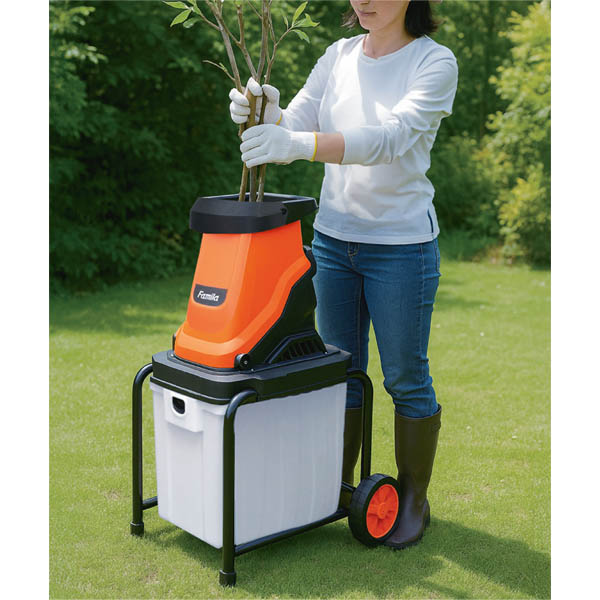 ファミラ ハイパワー電動枝シュレッダー